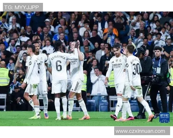 足球巨星们的生日盛典盘点与背后的故事分享