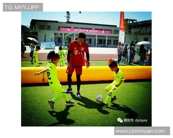 足球明星队服儿童款式展示让孩子们感受足球魅力与明星风采