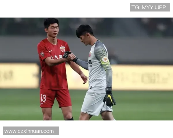 重庆篮球队进攻革新之路探秘提升战术效率与球员配合的全新策略